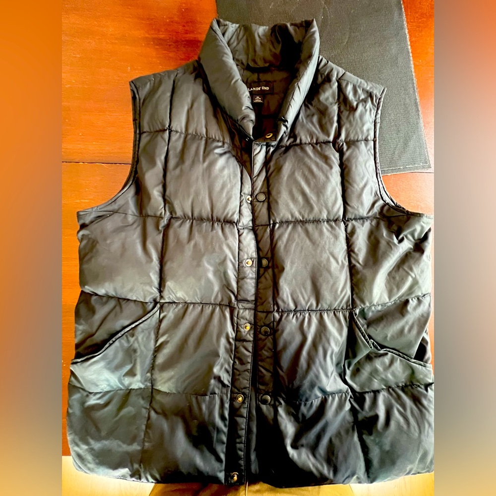 Lands’ End M Black Down Vest